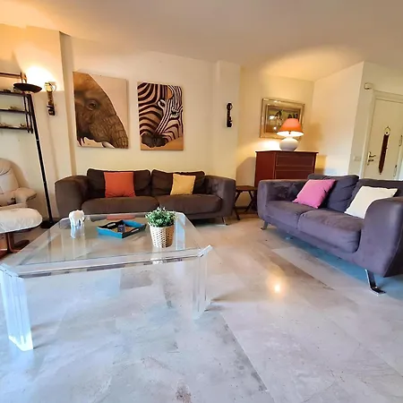 Gorgeous 2br Apt. W/ Mountain View Puerto Banus Holiday home