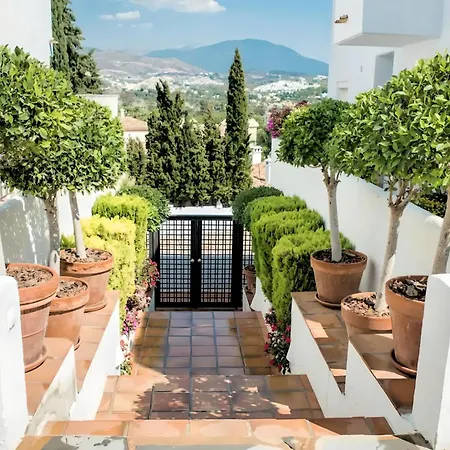 Gorgeous 2br Apt. W/ Mountain View Puerto Banus Marbella
