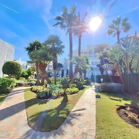Gorgeous 2br Apt. W/ Mountain View Puerto Banus Holiday home Marbella