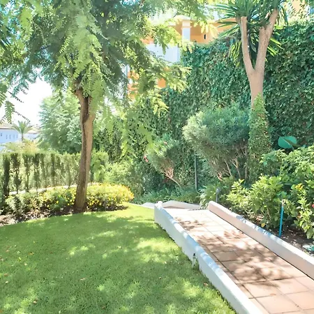 Gorgeous 2br Apt. W/ Mountain View Puerto Banus Holiday home Marbella