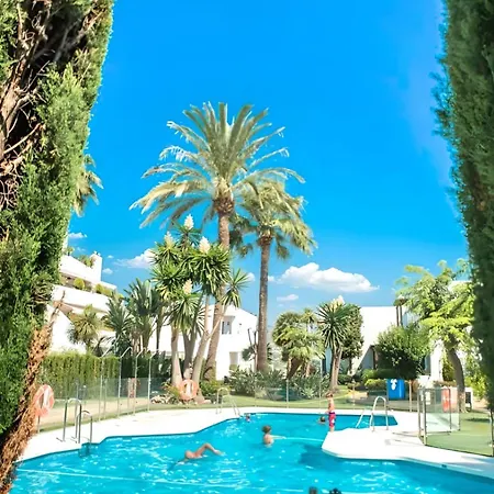 Gorgeous 2br Apt. W/ Mountain View Puerto Banus Holiday home *